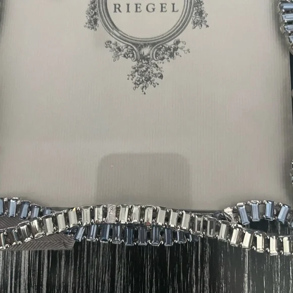 Olivia regal picture frame - Picture 2 of 4